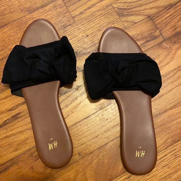 H&M flats